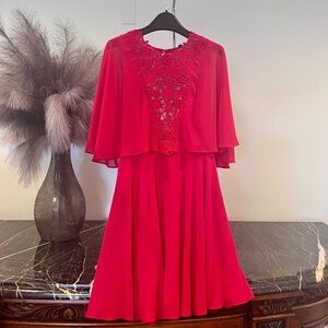 BCBGMaxAzria Dress in Holiday Red, size 6
